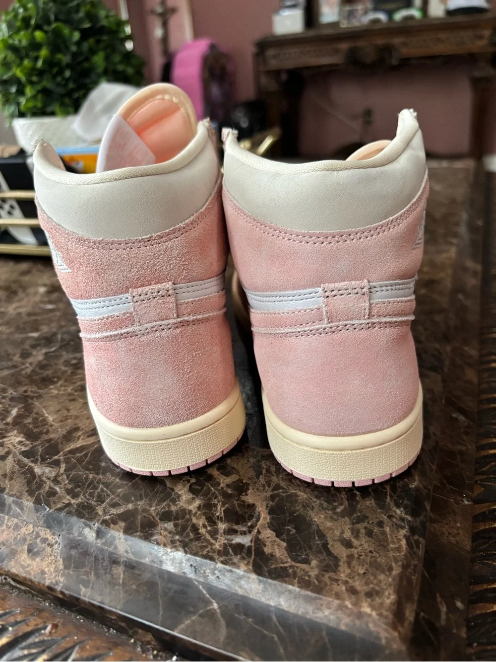 Air Jordan 1 Retro High OG “Washed Pink”Women's Sneakers